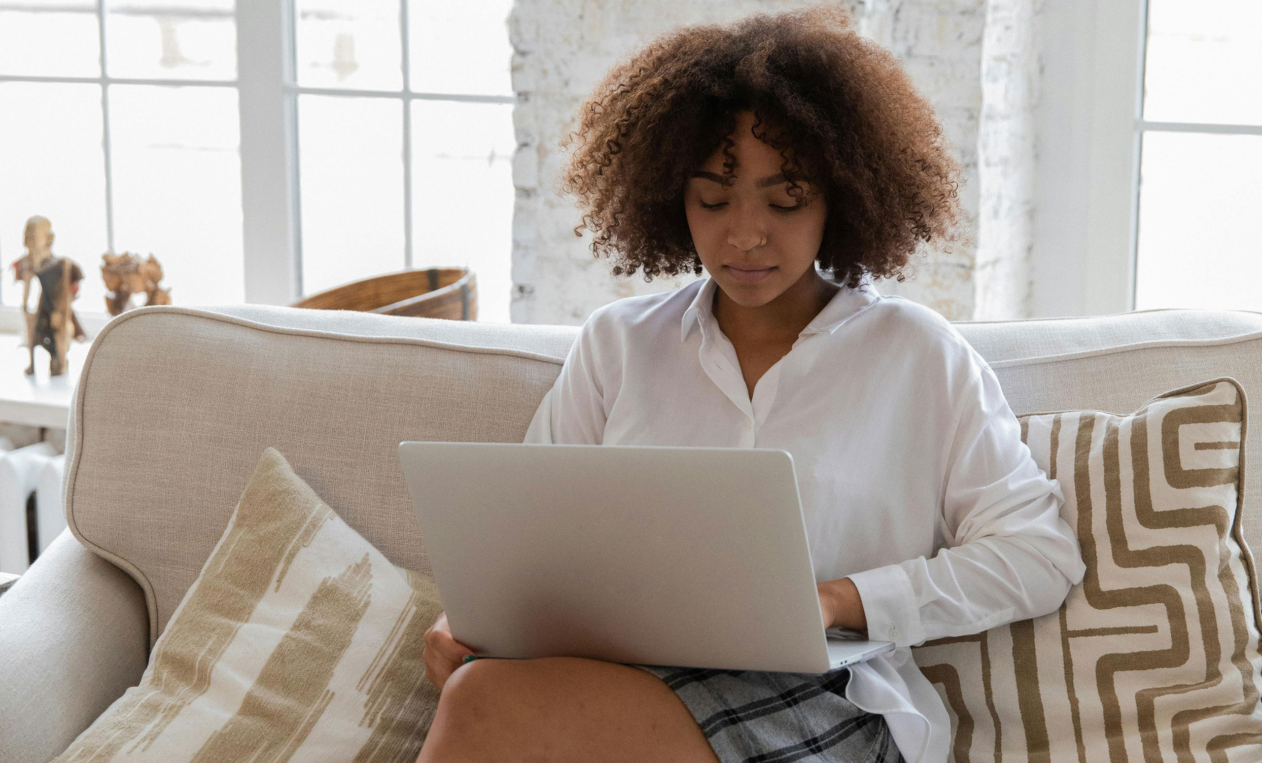 Woman taking an online quiz